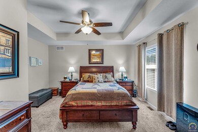 3327 SW Ventana, Topeka, KS 66614 - photo 7