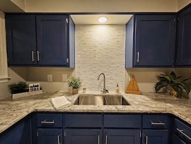 2869 Dumbarton Oaks Dr, Memphis, TN 38127 - photo 4