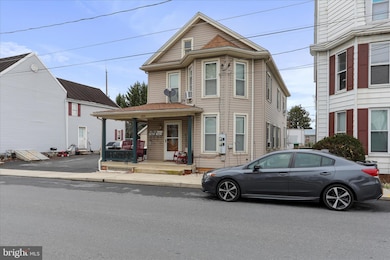 26 E Madison St, Greencastle, PA 17225 - photo 5
