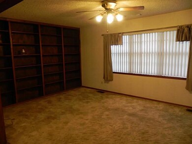 Living Room. Built-in cabinets