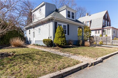 109 Lansing Ave, Warwick, RI 02888 - photo 2