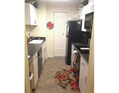 33 Chestnut St unit 201, Boston, MA 02108 - photo 3