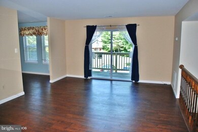 2 Alpen Green Ct unit 19, Burtonsville, MD 20866 - photo 6