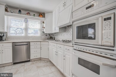 3518 Hiss Ave, Parkville, MD 21234 - photo 5