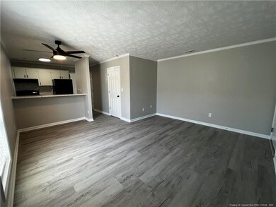 5845 Century Oaks Dr unit A, Fayetteville, NC 28314 - photo 2