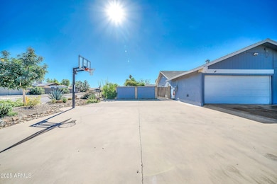 5503 W Carol Ann Way, Glendale, AZ 85306 - photo 2