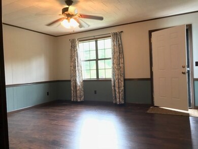 6245 Reynoldsburg Rd, Paris, TN 38242 - photo 2