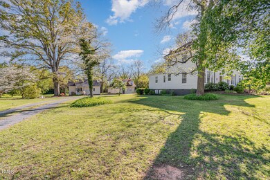 211 Lawsonville Ave, Reidsville, NC 27320 - photo 5