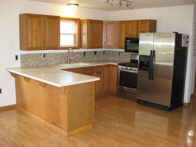 005 - Kitchen