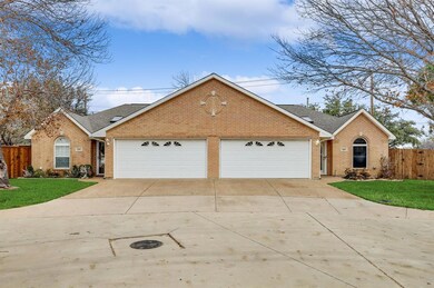 2517 Autumn Shade Ct, Bedford, TX 76021 - photo 2