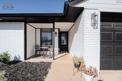 9 Bayberry Ct, Wichita Falls, TX 76310 - photo 2