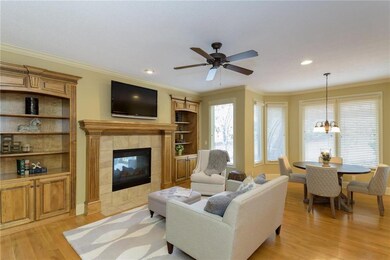 9602 Deer Run St, Lenexa, KS 66220 - photo 5