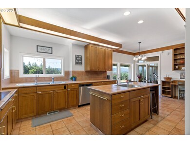 8097 Red Prairie Rd, Sheridan, OR 97378 - photo 4