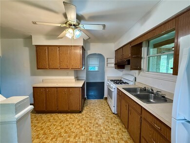 508 Spruce Aly, Glassport, PA 15045 - photo 7