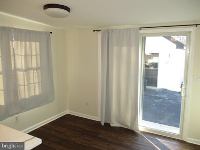 121 Hoover Ave, Trenton, NJ 08619 - photo 5