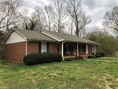 1703 & 1705 Arrow Wood Rd, Asheboro, NC 27205 - photo 2