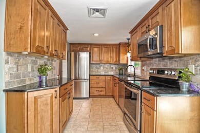 4 Franklin Rd, Sharon, MA 02067 - photo 4