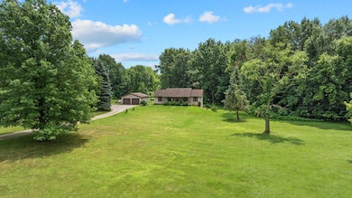 7899 Benn Rd, Parma, MI 49269