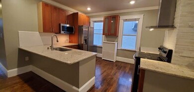 131 Providence St unit 2, Worcester, MA 01604 - photo 2