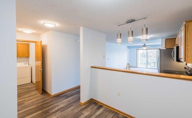 Lakefront Plaza unit 212, Prior Lake, MN 55372 - photo 6