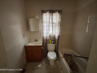 1239,1241 W Front St, Berwick, PA 18603 - photo 4