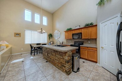 3381SLawsonDr-005