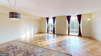 5729 N Kings Hwy, Alexandria, VA 22303 - photo 3