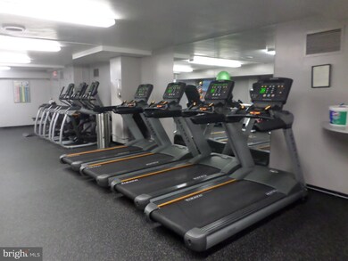 Van Ness East unit 116, Washington, DC 20008 - photo 4