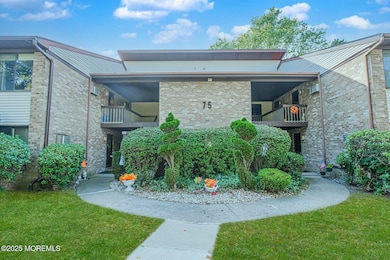 75 Overlook Way unit K, Manalapan, NJ 07726 - photo 2