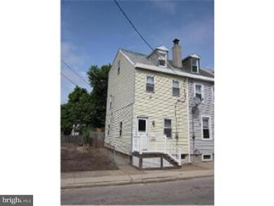 233 Morris St, Gloucester City, NJ 08030 - photo 2