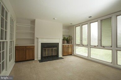 10703 Kings Riding Way unit 201, Rockville, MD 20852 - photo 6