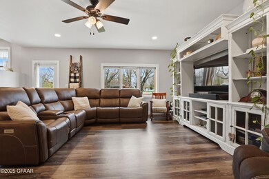 403 Marshall St, Oslo, MN 56744 - photo 6