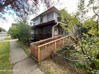 Denali North Street Corner Street Door R