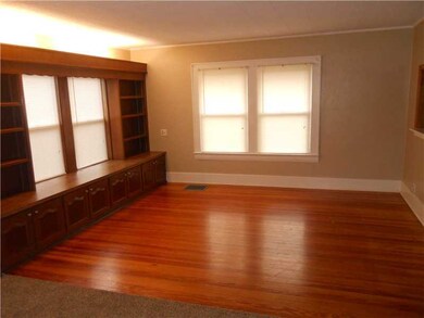 411 E Walnut St, Rogers, AR 72756 - photo 2