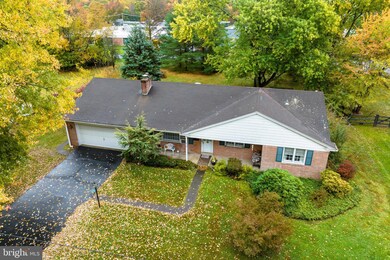 619 Knoll Dr, Lansdale, PA 19446 - photo 3