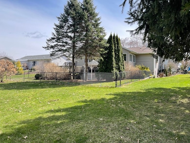 625 Apache Dr, Fremont, MI 49412 - photo 3