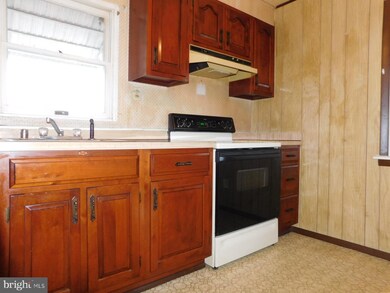 24 Alvil Rd, Wilmington, DE 19805 - photo 6