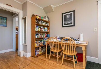 117 Allen Ave Portland ME-large-013-005-