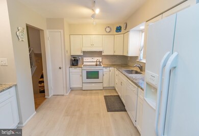 20 Gardenia Dr, Mount Laurel, NJ 08054 - photo 5