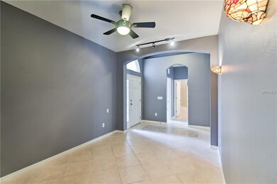 9836 Jasmine Brook Cir, Land O Lakes, FL 34638 - photo 4