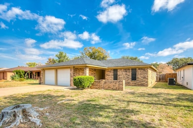 1204 Gregory Dr, San Angelo, TX 76905 - photo 2