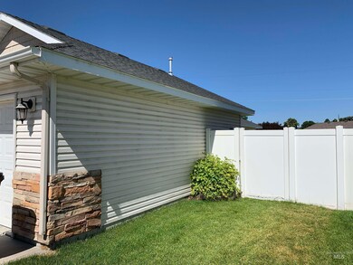 2608 Miller Ave, Burley, ID 83318 - photo 2