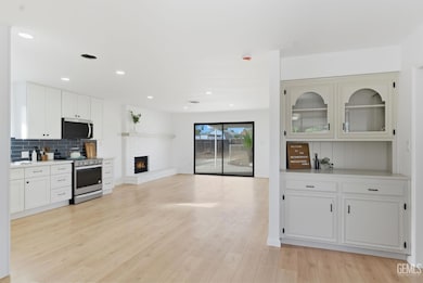 6710 Pinecone Ave, Bakersfield, CA 93308 - photo 3