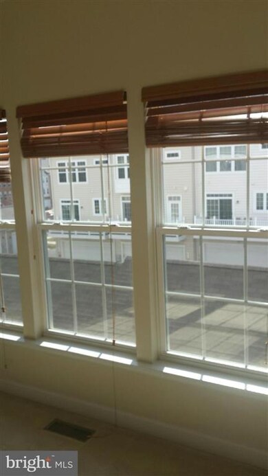 8406 Gibbs Way, Hyattsville, MD 20785 - photo 3