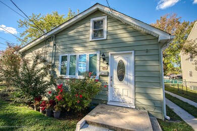 613 Morningside Ave unit Front, Union Beach, NJ 07735 - photo 2