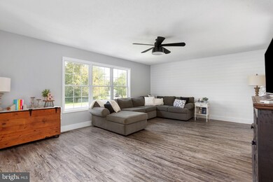 557 Doe Run Rd, Inwood, WV 25428 - photo 3