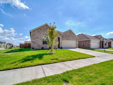 125 Ardsley Ln, Princeton, TX 75407 - photo 2