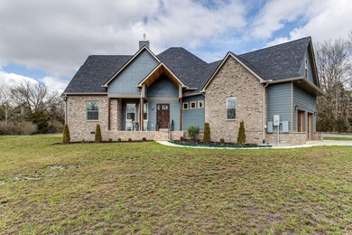 230 Amos Smith Rd, Shelbyville, TN 37160 - photo 2