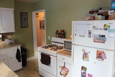 Thurston Kitchen 2