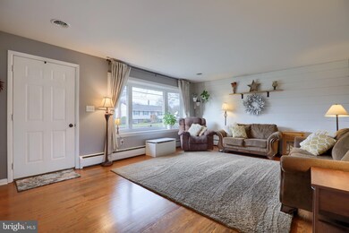 219 Lancaster Ave, Denver, PA 17517 - photo 4